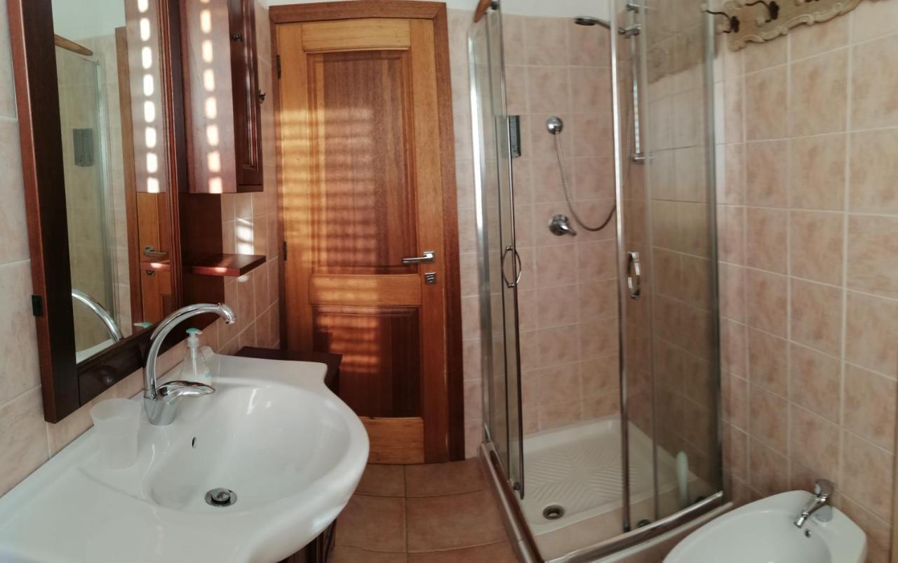 La Porta Sulla Costa Bed & Breakfast San Pantaleo Bagian luar foto